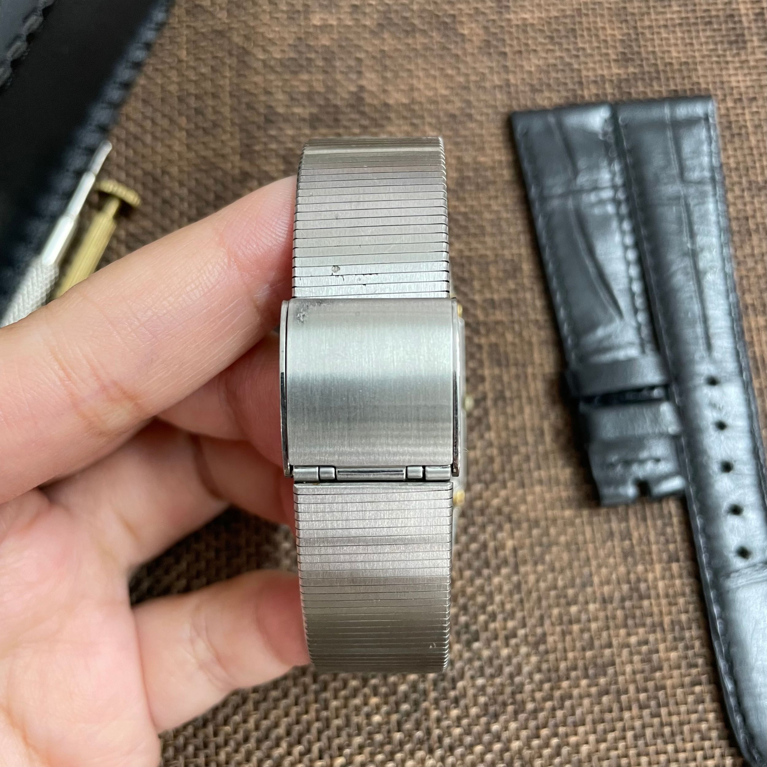 SEIKO クォーツ 5P31-5A80-